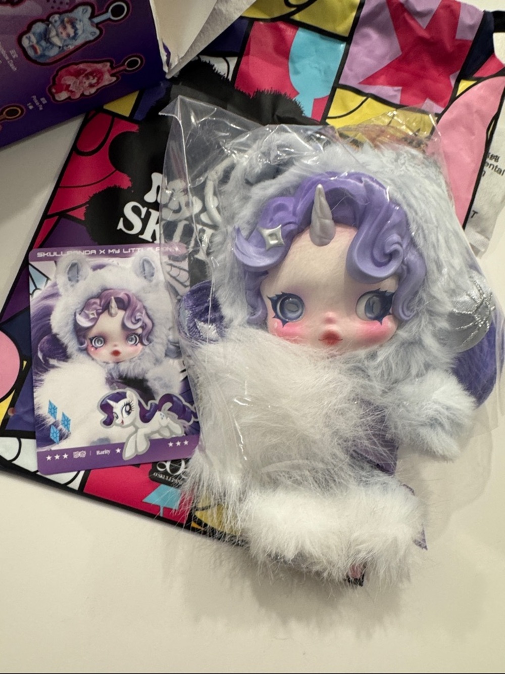 Brand new, only opened My Little Pony Plush Doll Pendant - Rarity Skullpanda - Picture 3 of 4